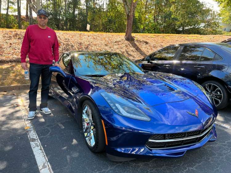 Blue seventh-generation Corvette coupe