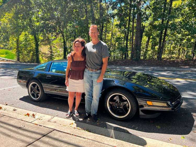 Black fourth-generation Corvette coupe