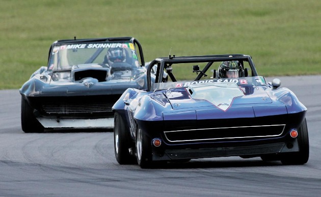 Two C2's racing at an SVRA event