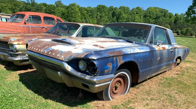 Vintage rusted Ford Thunderbird