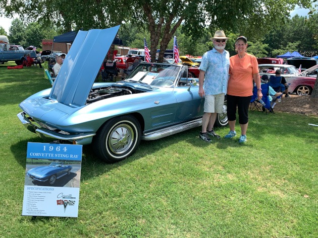 Second-gneeration 1964 Corvette convertible