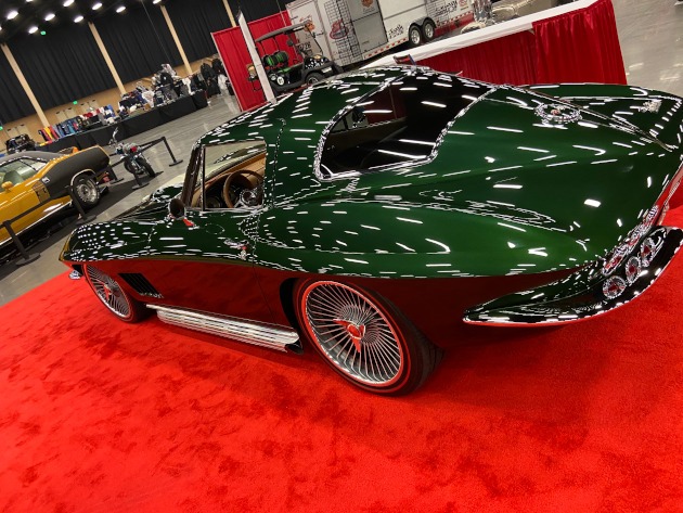Second-generation Corvette coupe in green