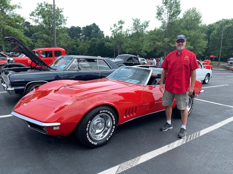 Third-generation Red Corvette coupe