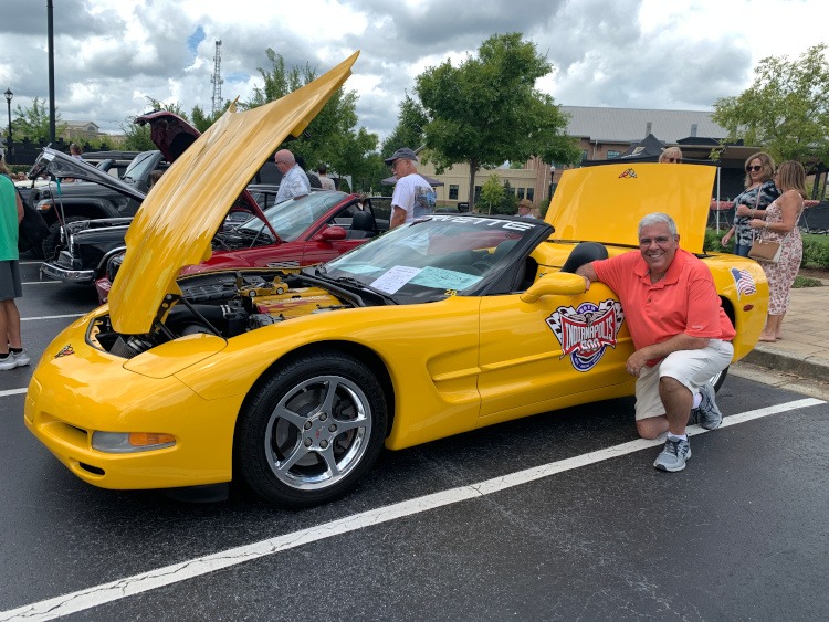 Fifth-generation Corvette convertible in Millennium Yellow