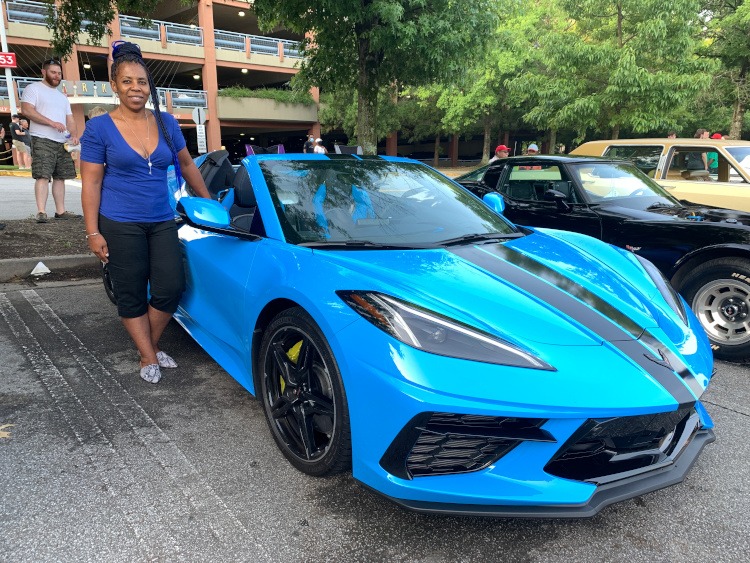 Eighth-generation Corvette convertible in Rapid Blue color