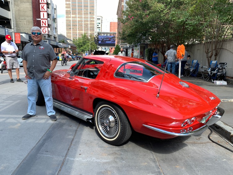 Second-generation 1963 split window Corvette coupe in red.