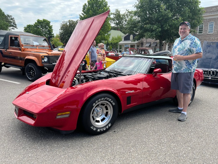 Third-generation red Corvette coupe