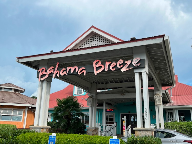 The outside sign for the Bahama Breeze restaurant