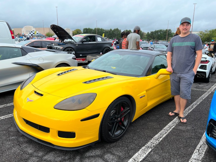 Sixth-generation Corvette Z06 coupe in yellow