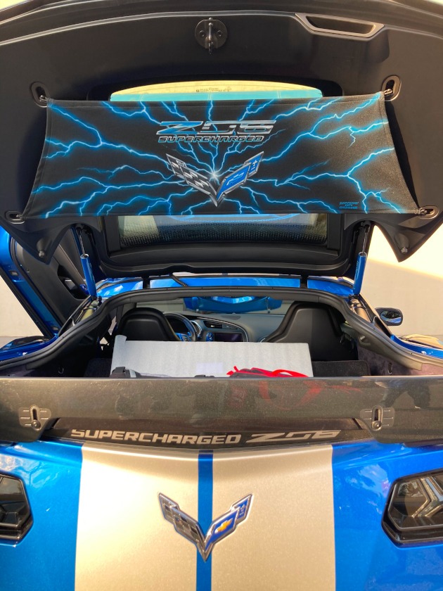 Unique custom cargo bay cover for a Corvette