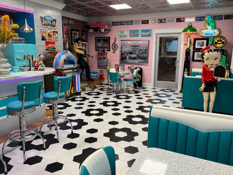 Classic '50s era diner inside the Vintage Corvettes Museum