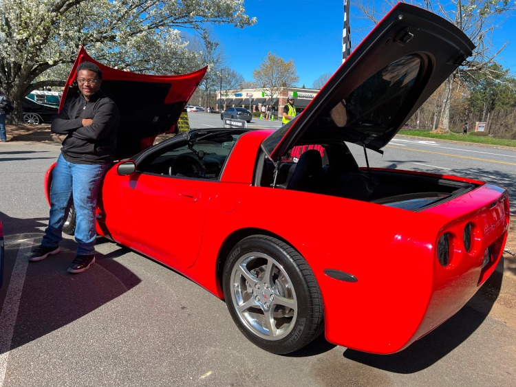 Fifth-generation 2002 Torch Red Corvette coupe